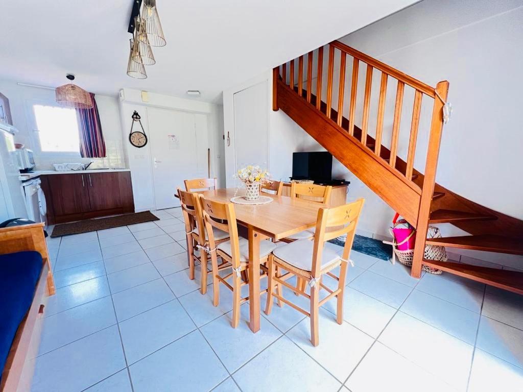 Maison A Morgat En Bretagne Sur La Presqu'Ile De Crozon Situee A 800 M De La Mer Piscine Chauffee Toute L'Annee Travaux Piscine Du 10 Au 20 Juin 2025 Exterior foto